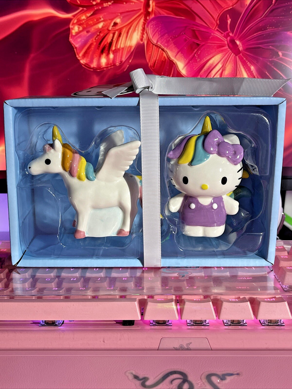 Hello Kitty Salt & Pepper Set Blue Sky Ceramics Unicorn Rainbow 2024 Sanrio